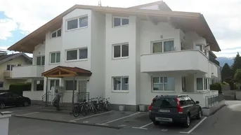 Expose Schöne, ruhig gelegene Garconniere in Völs mit Balkon