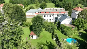 Expose Top Wohnung mit 117m², Ost-Süd-West ausgerichtet! Blick auf Garten!