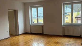 Expose Top Wohnung mit 117m², Ost-Süd-West ausgerichtet! Blick auf Garten!