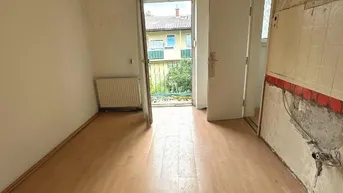 Expose Renovierungsbedürftige Wohnung - Besichtigung am 15. August