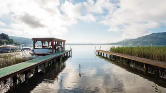 Expose Ihre Residenz für Sommer 2024: Exklusives, möbliertes Appartement mit privatem Seezugang am Wörthersee zur Miete