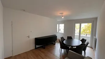 Expose Hochwertige 2-Zimmer-Mietwohnung mit Loggia in der Innenstadt