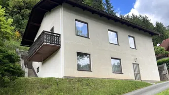 Expose Geräumiges Einfamilienhaus in ruhiger, idyllischer Grünlage mit kleiner Waldfläche in Lavamünd