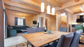 Expose Exklusives Bergchalet mit Wellnessbereich in Traumlage auf der Koralpe