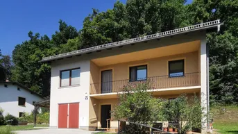 Expose Einfamilienhaus mit 775m² Garten und 1680m² Waldgrundstück