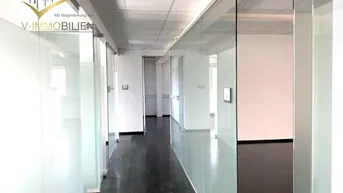 Expose Geräumige, lichtdurchflutete und klimatisierte Bürofläche mit Teeküche
