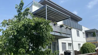 Expose Sonnige 3 Zimmer Gartenwohnung mit Terrasse und Carport