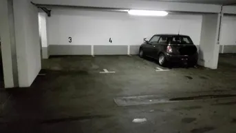 Expose Garage ,Stellplatz, Tiefgarage 