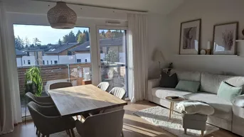 Expose Neue 2-Zimmer Dachgeschosswohnung mit Balkon und Aufzug
