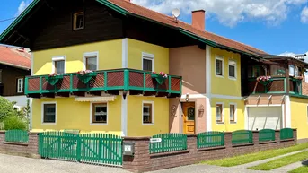 Expose GROßZÜGIGES EINFAMILIENHAUS MIT VIEL PLATZ - NÄHE BURGHAUSEN ! GARTEN, FREISITZ, GARAGEN