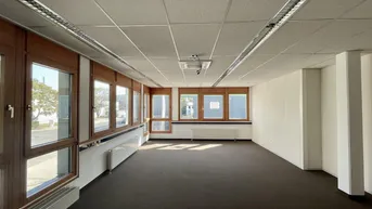 Expose Büro/Praxis im Zentrum von 1210 Wien