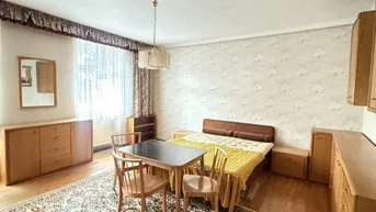 Expose Sanierungsbedürftiges Einfamilienhaus in ruhiger Lage!!!