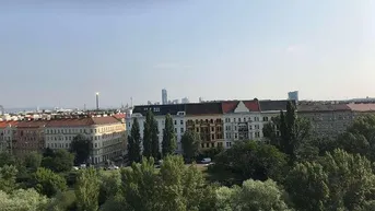 Expose Neuwertige 2-Zimmer Wohnung - Großer 18m2 Balkon mit Panoramablick und Klimaanlage nahe Prater