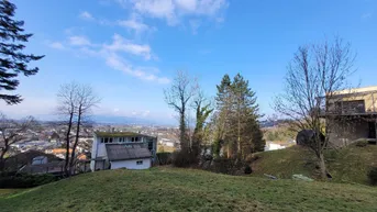 Expose Grundstück mit Aussicht!