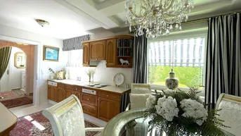 Expose Stilvolles, extravagantes Einfamilienhaus!