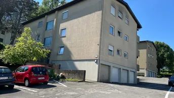 Expose 3 Zimmer Wohnung mit Balkon – Ideal für kreative Sanierer!