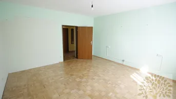 Expose Große Gartenwohnung am Stadtrand zu Verkaufen!