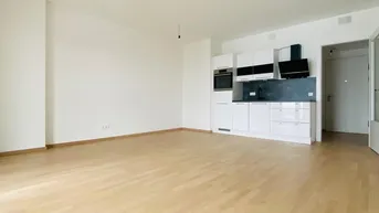 Expose PROVISIONSFREI! HELIO TOWER! ERSTBEZUG! 18. STOCK! HELIO TOWER!! NÄHE U3! 1. ZIMMER MIT 9m² LOGGIA! WIENBLICK! EINBAUKÜCHE.