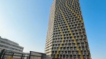 Expose 4. ZIMMER! PROVISIONSFREI! 30. STOCK! ERSTBEZUG! HELL! 57m² BALKON! BLICK AUF DEN STEPHANSDOM.