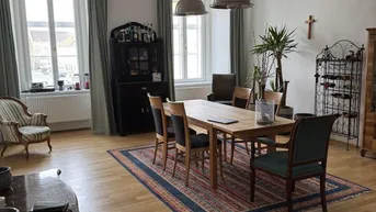 Expose Stilvolles Wohnen in zentraler Lage - Altbau (Reserviert bis Anfang August 2025)