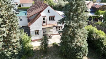 Expose Doppelhaushalte am Stadtrand mit großem Garten