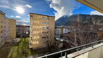 Expose Schwaz: geräumige 3 Zi.-Wohnung mit sonnigem Balkon
