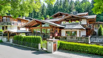 Expose Hochwertig eingerichtetes Chalet am Fuße des Wilden Kaisers in Ellmau in Tirol