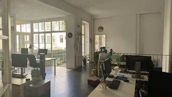 Expose Charmantes STADTHAUS mit begrüntem Innenhof / Bestlage
