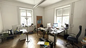 Expose ROCHUMSMARKT / 188 m² Altbaubüro / 8 Räume / 2 Eingänge / zwischen Stadt und Prater