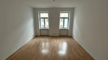 Expose Brotfabriknähe / helle 74 m² Altbaumiete / 2er WG-tauglich
