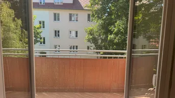 Expose RUHE UND GRÜN / Hetzendorf / helle, gepflegte 3 Zimmer Wohnung mit Balkon / nicht WG-geeignet