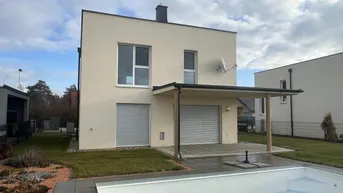Expose 4 Zimmer Einfamilienhaus mit Pool in Gänserndorf Süd