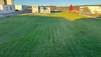 Expose 5000 m² Baugrundstück mit hoher Baudichte inkl. versetzbarem Firmengebäude im Berndorfer Industriegebiet zu verkaufen | ca. 35min von Graz entfernt!