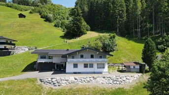 Expose FREISTEHENDES HAUS IN HOLLERSBACH IN SPEKTAKULÄRER AUSSICHTSLAGE MIT OPTIONAL VERMIETBARER EINLIEGERWOHNUNG