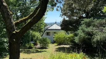 Expose Villa mit einmaliger Aussicht in Bestlage