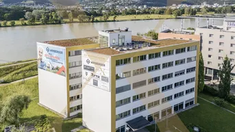 Expose Neuwertige Bürofläche mit Donaublick, idealer Verkehrsanbindung und Dachterrasse in Linz zu vermieten!
