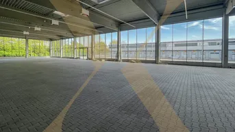 Expose Am Franzosenhausweg: Neuwertige Gewerbehallen in perfekter Lage in Linz zu vermieten! Teilbar!