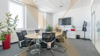 Expose Top Bürofläche in begehrter Lage mit optimaler Sichtbarkeit und Parkplätzen an der Trauner Kreuzung zu vermieten!