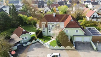 Expose Exklusive Stadtvilla mit vielfältigen Möglichkeiten – Wohnen und Arbeiten im Zweifamilienhaus nähe KH Wels - zu verkaufen!