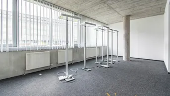 Expose Ideal gelegene Bürofläche (optional mit Lager) im Lenaupark in Linz zu vermieten!