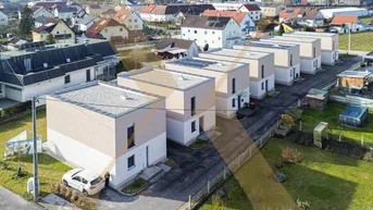 Expose Anleger aufgepasst! Provisionsfreies Niedrigenergie Reihenhaus in Traun zu verkaufen! (H4)