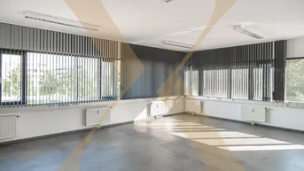 Expose Ansprechende Bürofläche im WDZ6 mit ausreichend Parkplätzen in Wels zu vermieten!