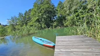 Expose Erholung pur: Anwesen mit Bootshaus am Seebach