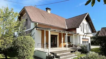 Expose Einfamilienhaus mit tollem Garten und Nebengebäuden