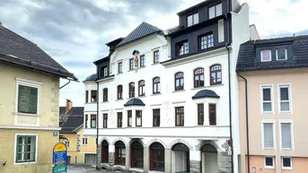 Expose Repräsentative Büro- oder Praxisräume im historischen Altbau - Erstbezug nach Generalsanierung