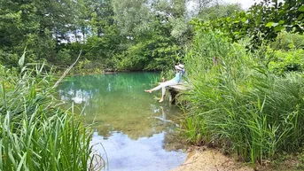 Expose Erholung pur: Anwesen mit Bootshaus am Seebach