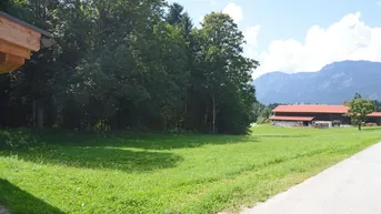 Expose Grundstück in ruhiger Lage mit angrenzenden Freiflächen