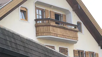 Expose Vermietete Dachgeschoss-Wohnung im Zentrum
