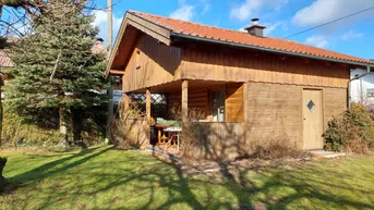 Expose Ruhiges Wochenendhaus/Gartenhaus mit Baugrund