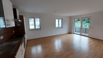 Expose Schöne 3 Zimmer Wohnung mit Balkon